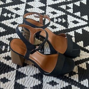 NWOT Elegant Black and Brown blocked Heeled Sandals Maurice’s 10